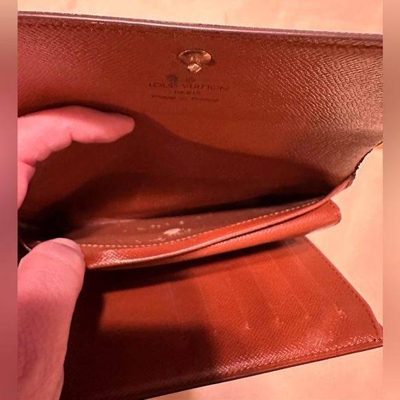 Louis Vitton Wallet and ID holder - Picture 11 of 16